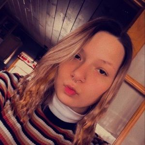 Meet your Posher, Allexis